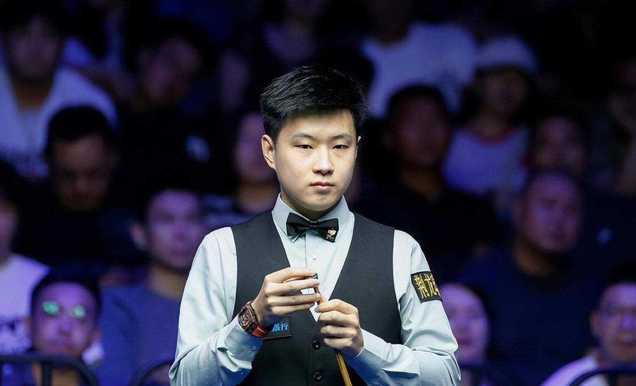 手热着呢 手热着呢