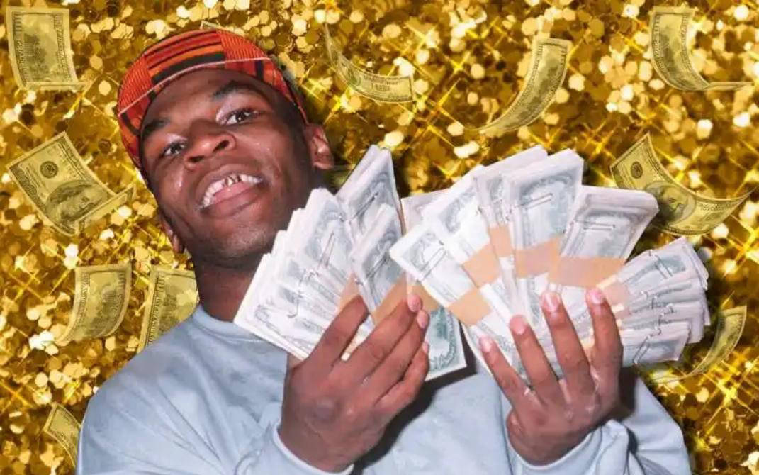 刘易斯的比 刘易斯的比